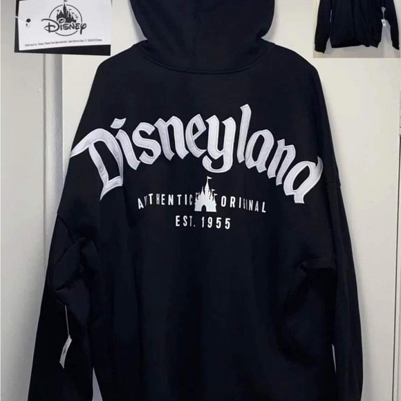 2023 DISNEYLAND VINTAGE AUTHENTIC ORIGINAL ZIPPED BLACK HOODIE - Picture 1 of 2